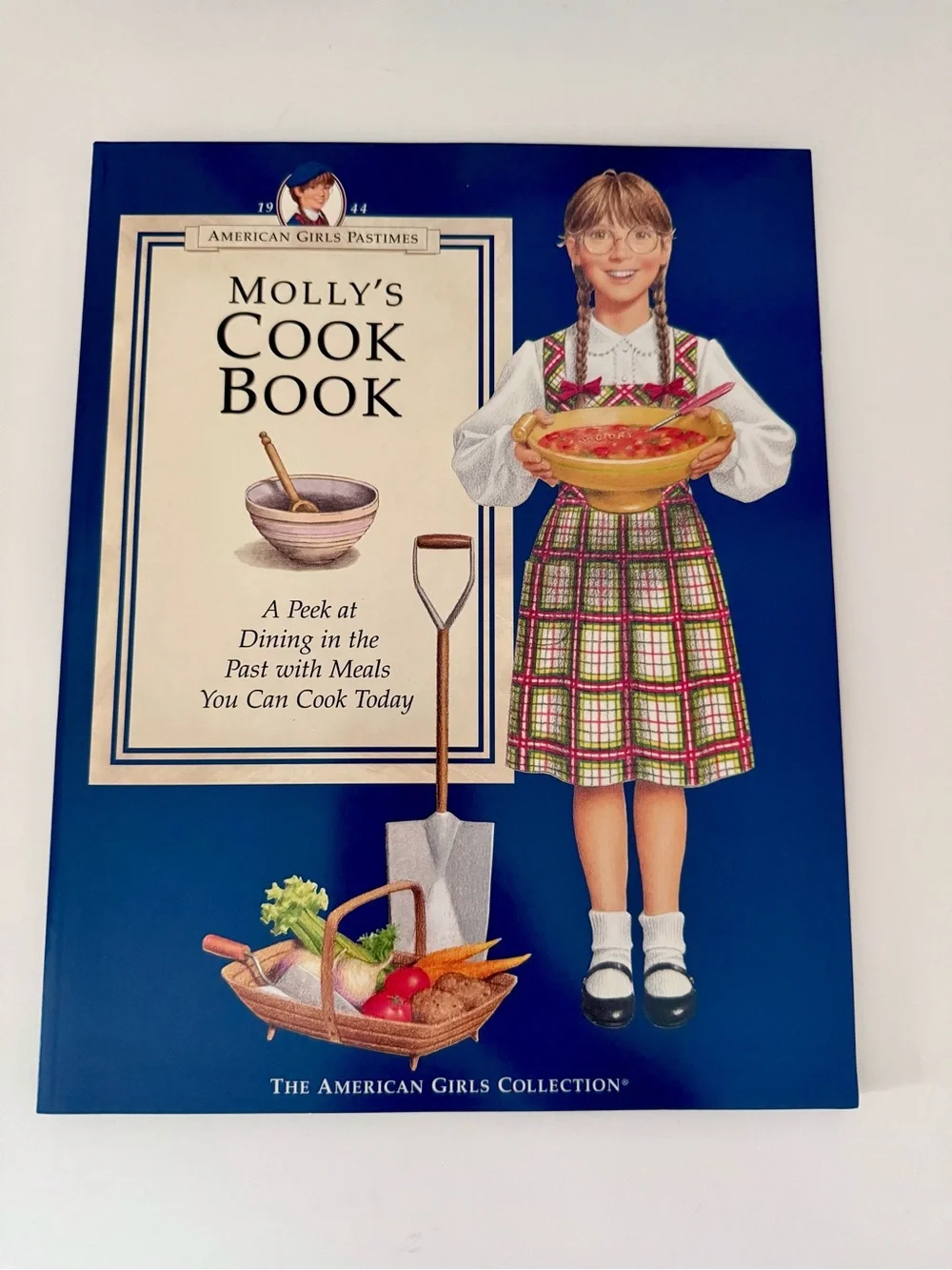 Vintage American Girls Collection “Mollys Pastimes” Activity Set